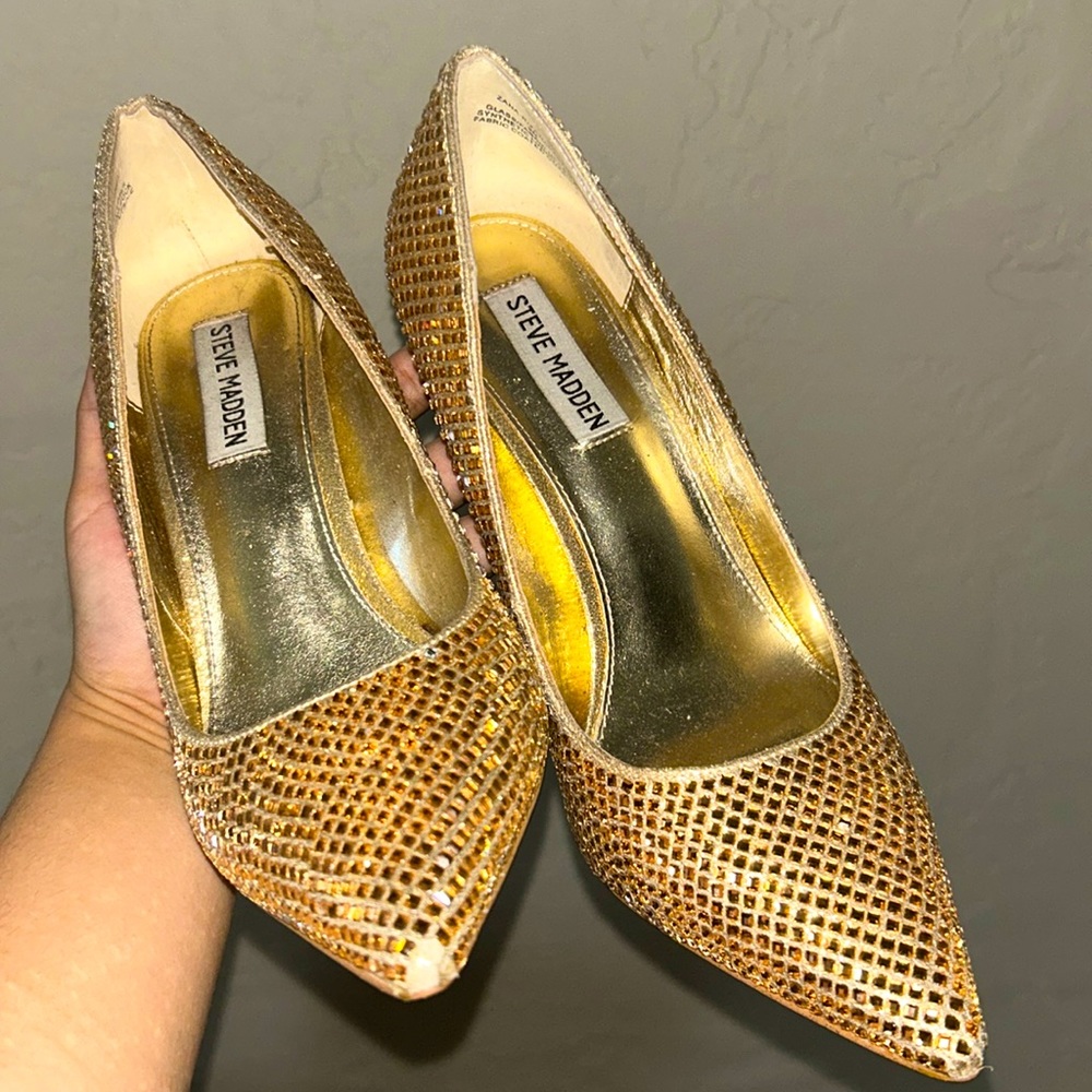 Steve Madden Gold Pointed Toe Heels